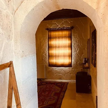 Flora Stone House Bed & Breakfast Uchisar