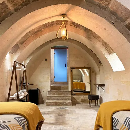 Alojamento de Acomodação e Pequeno-almoço Flora Stone House Üçhisar