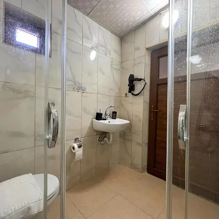 Alojamento de Acomodação e Pequeno-almoço Flora Stone House *